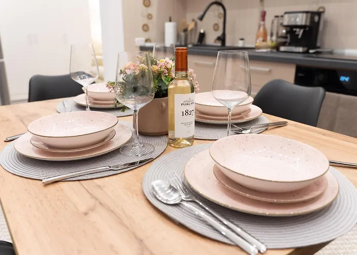 Liberty Square Jf Kennedy - By Openhouse