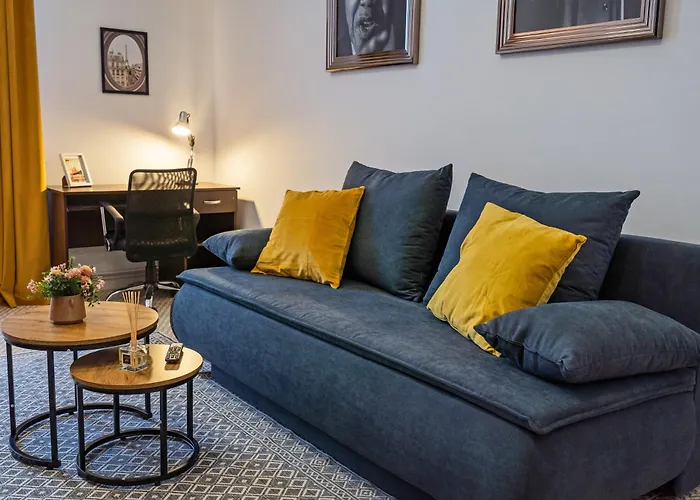 Liberty Square Jf Kennedy - By Openhouse *