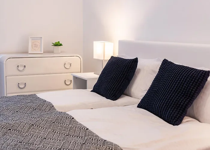 Liberty Square Jf Kennedy - By Openhouse *