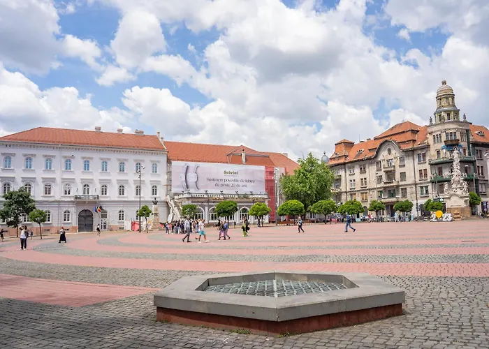 Liberty Square Jf Kennedy - By Openhouse *